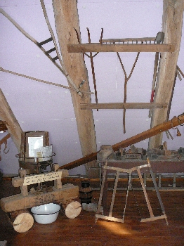 Museum Altes Handwerk und Haushaltsgerte im Dachgeschoss 12